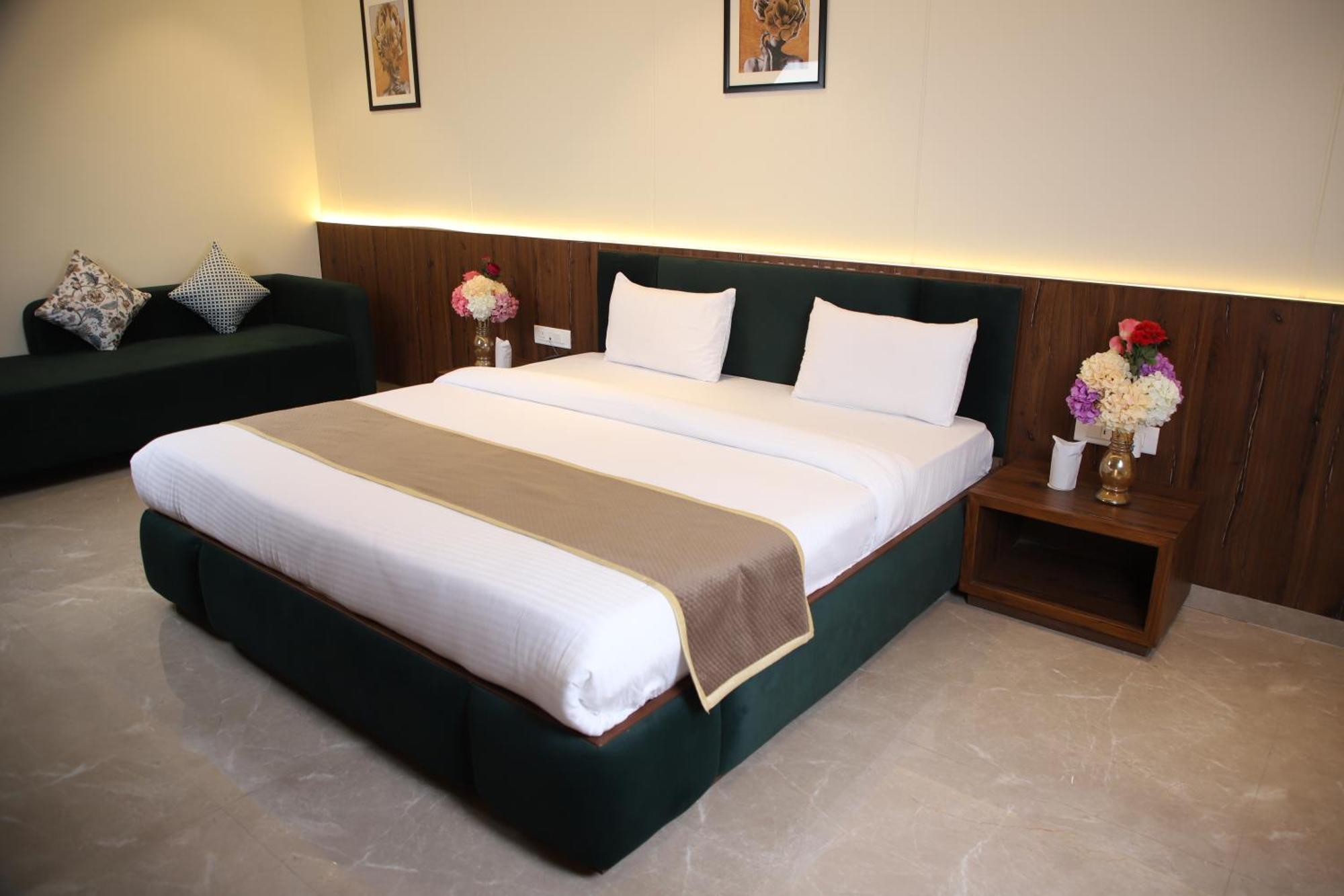 Pink Villa Boutique Hotel Meerut Exterior photo